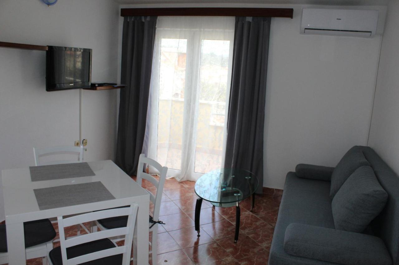 Neda Apartmán *
