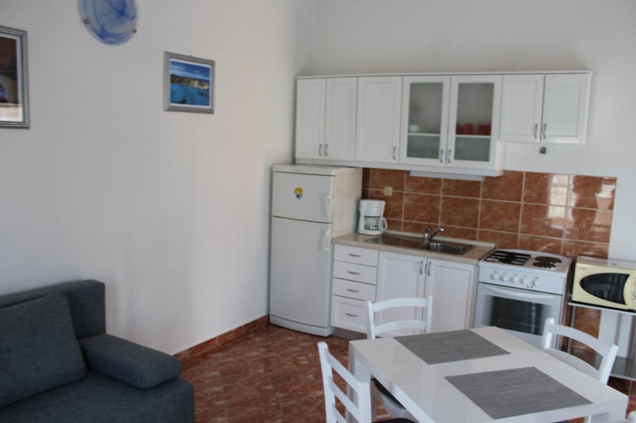 Neda Apartment